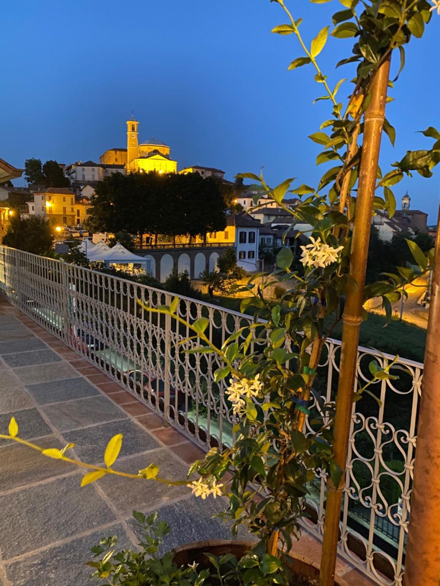 شقة La Terrazza Sul Monferrato Montegrosso dʼAsti المظهر الخارجي الصورة
